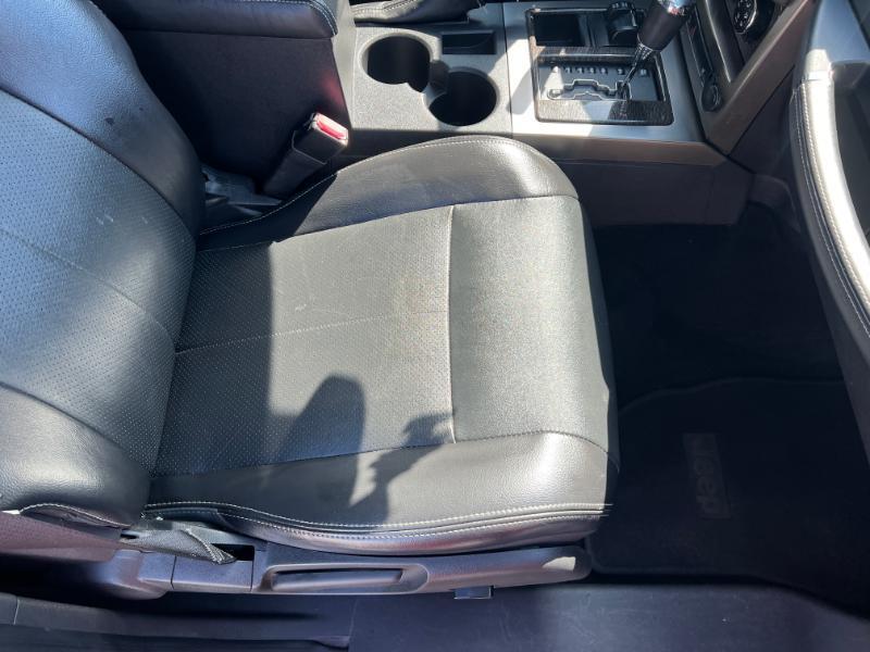 Jeep Liberty Limited 4WD 2012
