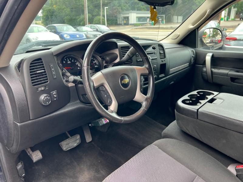 Chevrolet Silverado 1500 LT Ext. Cab Long Box 4WD 2011