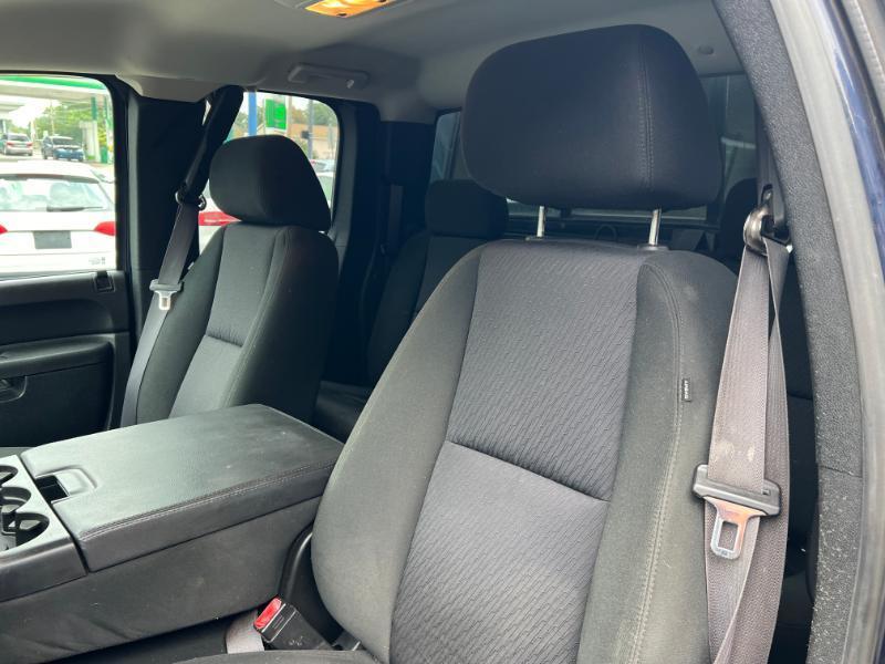 Chevrolet Silverado 1500 LT Ext. Cab Long Box 4WD 2011