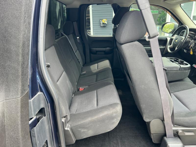 Chevrolet Silverado 1500 LT Ext. Cab Long Box 4WD 2011