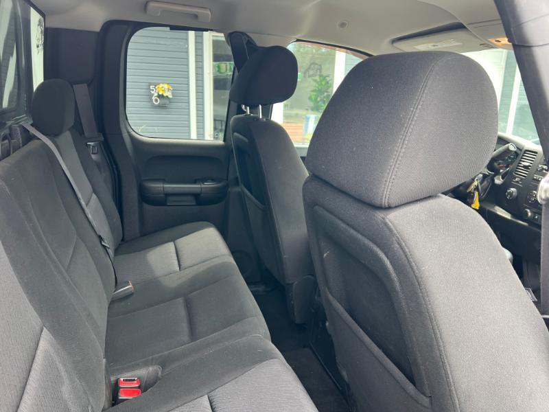 Chevrolet Silverado 1500 LT Ext. Cab Long Box 4WD 2011