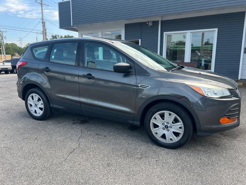 Ford Escape S FWD 2016