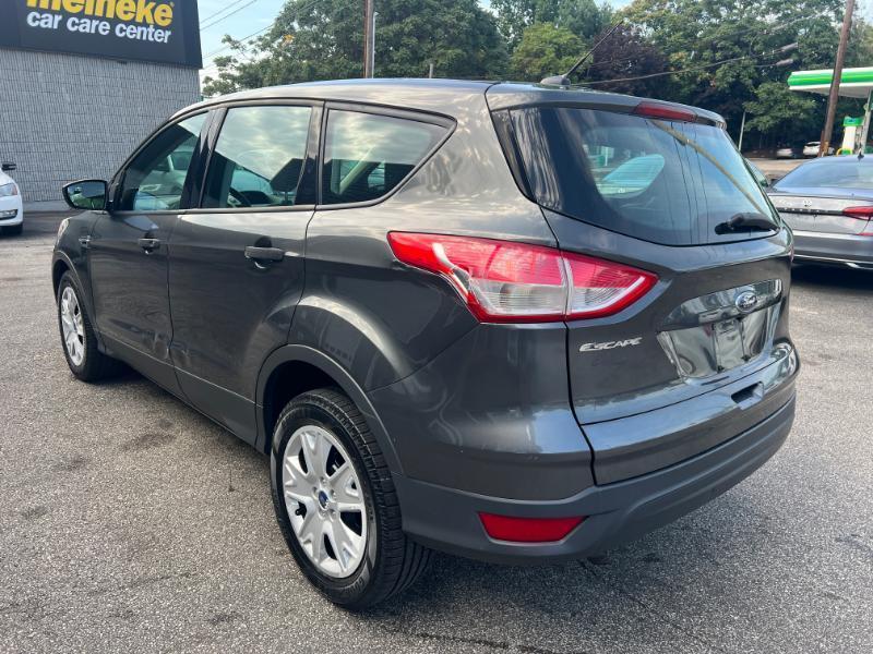 Ford Escape S FWD 2016