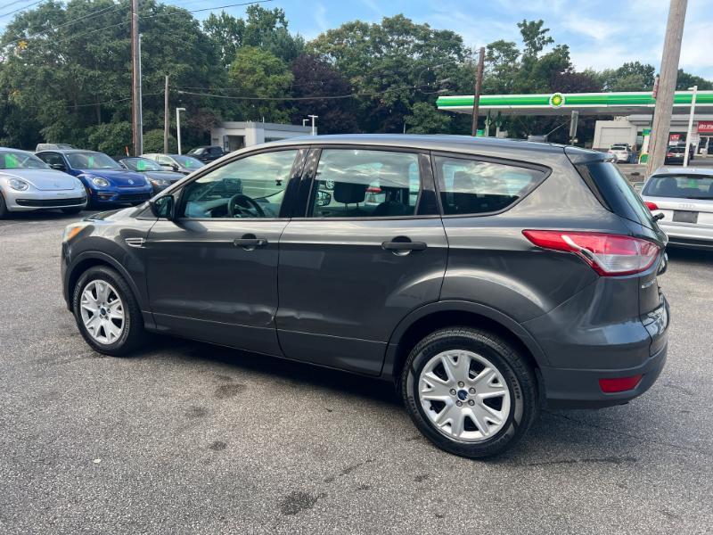 Ford Escape S FWD 2016