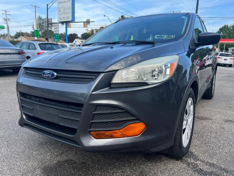 Ford Escape S FWD 2016
