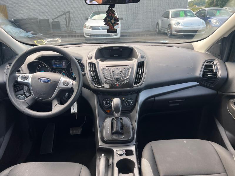 Ford Escape S FWD 2016