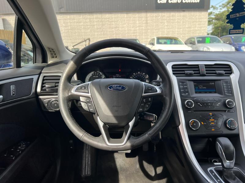 Ford Fusion SE AWD 2016
