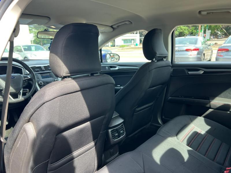 Ford Fusion SE AWD 2016