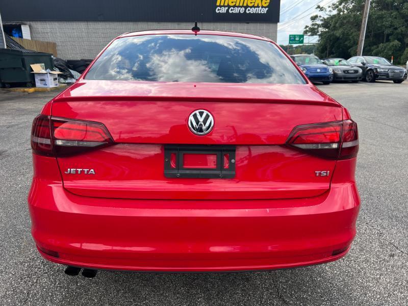 Volkswagen Jetta SE 6A 2016