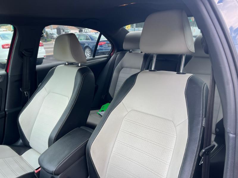 Volkswagen Jetta SE 6A 2016