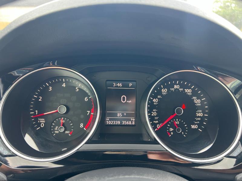 Volkswagen Jetta SE 6A 2016