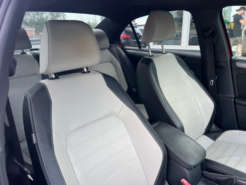 Volkswagen Jetta SE 6A 2016