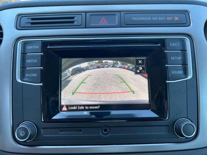 Volkswagen Tiguan SE 2016