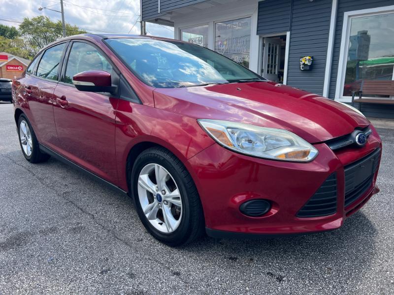 Ford Focus SE Sedan 2013