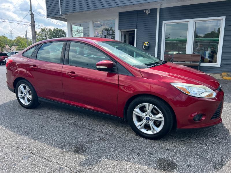 Ford Focus SE Sedan 2013