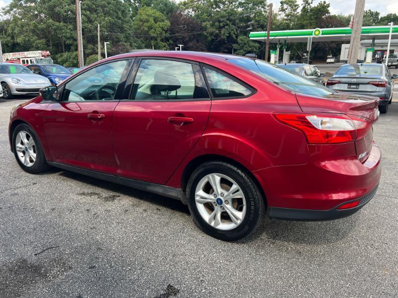 Ford Focus SE Sedan 2013