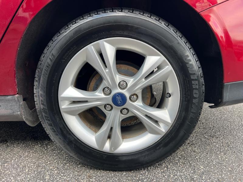 Ford Focus SE Sedan 2013