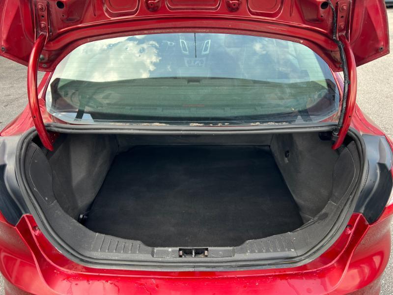 Ford Focus SE Sedan 2013