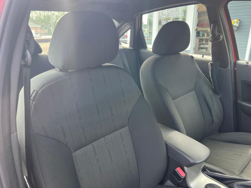 Ford Focus SE Sedan 2010