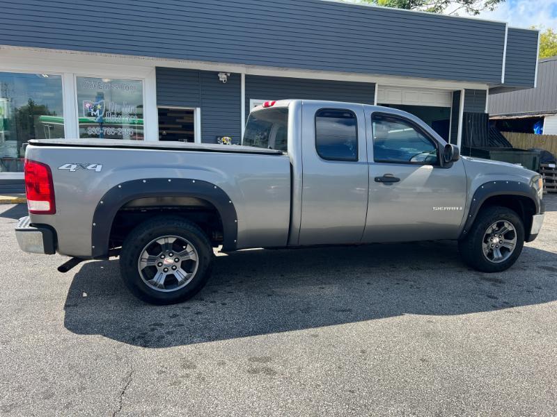 GMC Sierra 1500 Work Truck Ext. Cab Long Box 4WD 2009