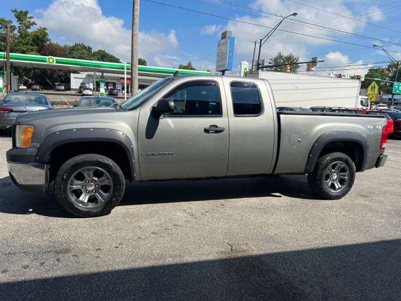GMC Sierra 1500 Work Truck Ext. Cab Long Box 4WD 2009