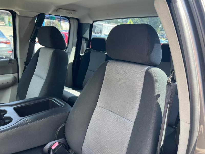 GMC Sierra 1500 Work Truck Ext. Cab Long Box 4WD 2009