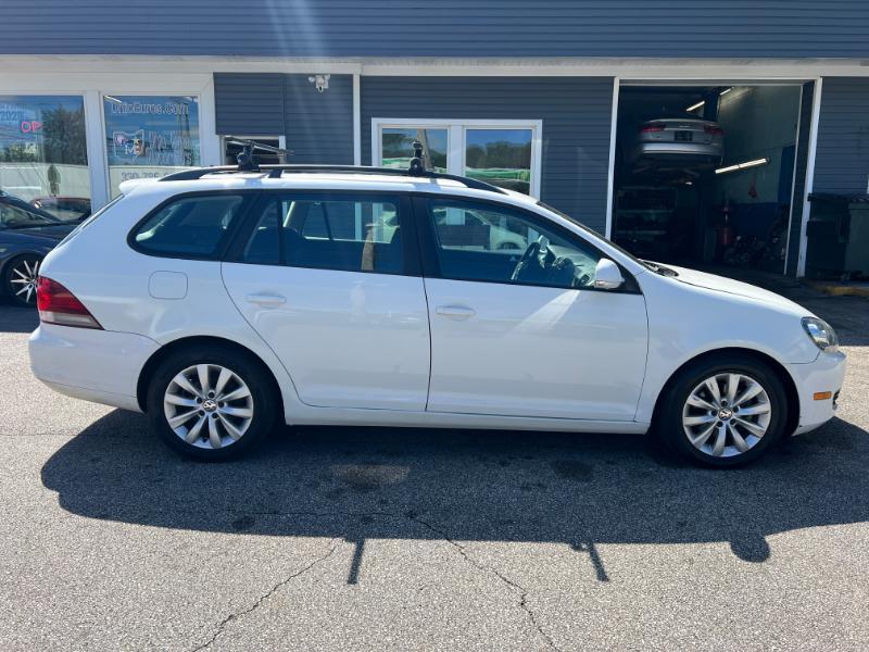 Volkswagen Jetta SportWagen S 2010
