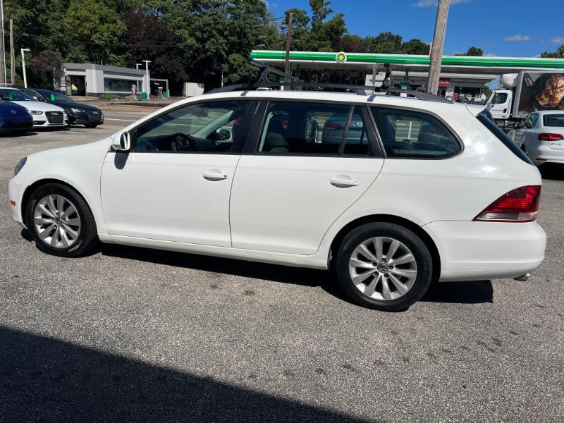 Volkswagen Jetta SportWagen S 2010