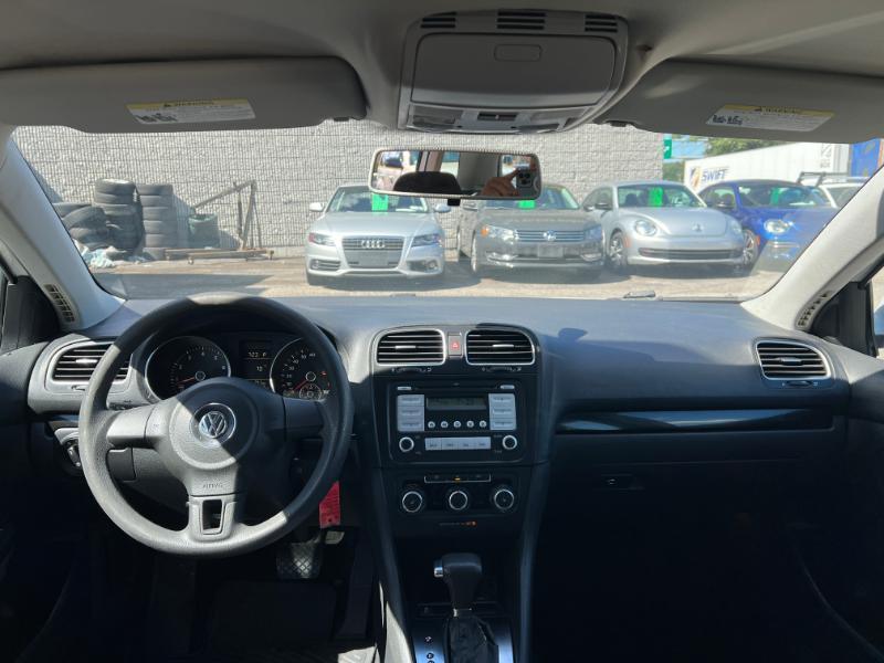 Volkswagen Jetta SportWagen S 2010