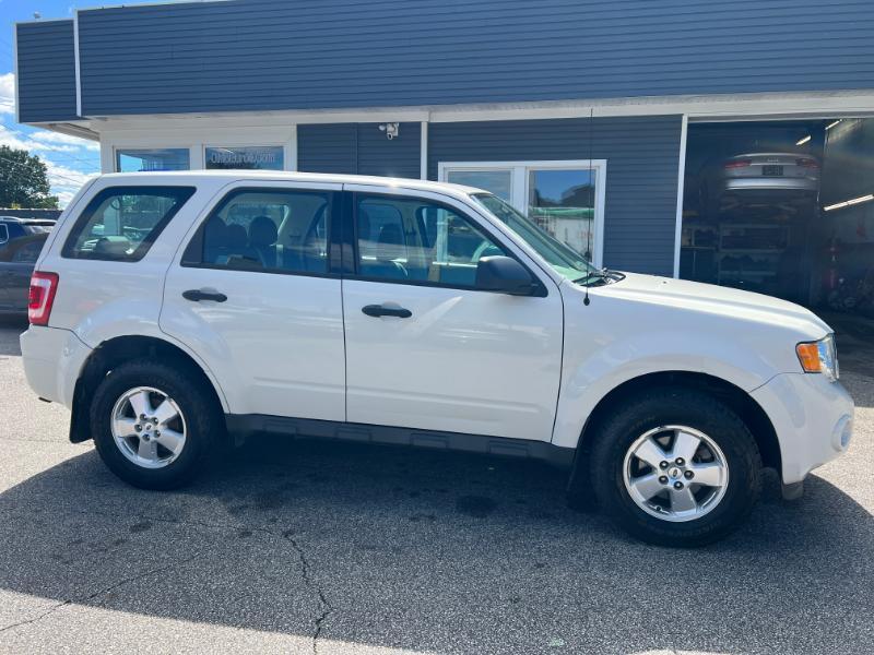 Ford Escape XLS 4WD AT 2011