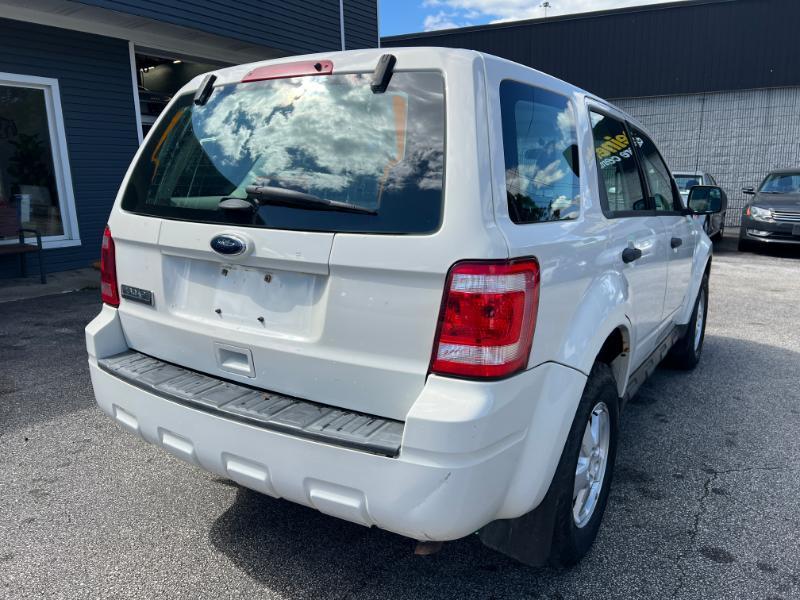 Ford Escape XLS 4WD AT 2011