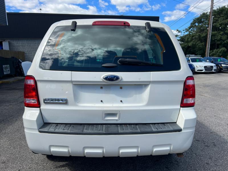 Ford Escape XLS 4WD AT 2011