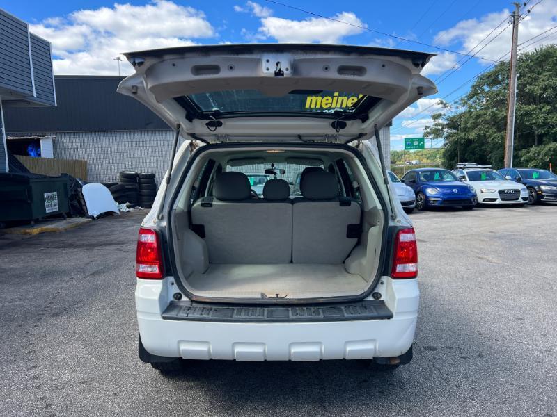 Ford Escape XLS 4WD AT 2011