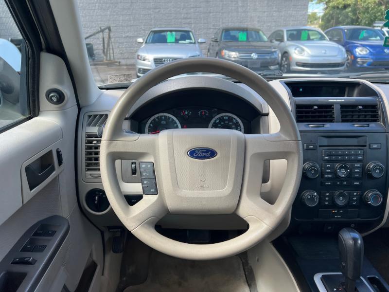 Ford Escape XLS 4WD AT 2011