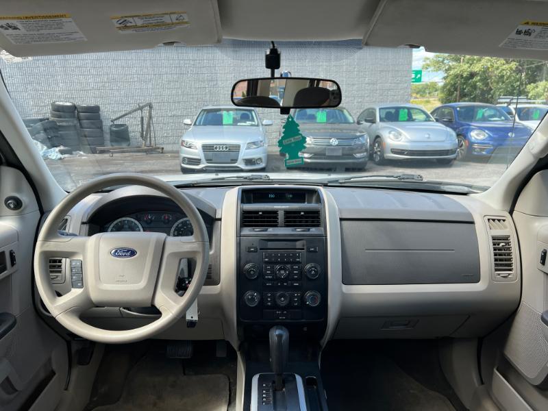 Ford Escape XLS 4WD AT 2011