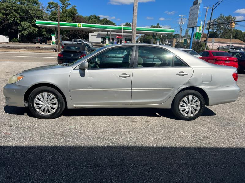 Toyota Camry LE 2005