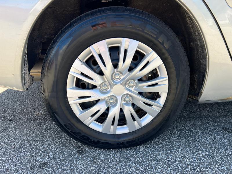 Toyota Camry LE 2005