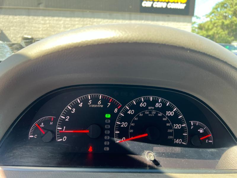 Toyota Camry LE 2005