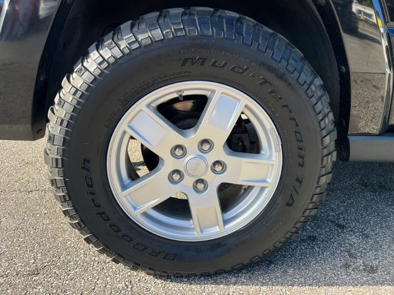Jeep Commander Sport 4WD 2008