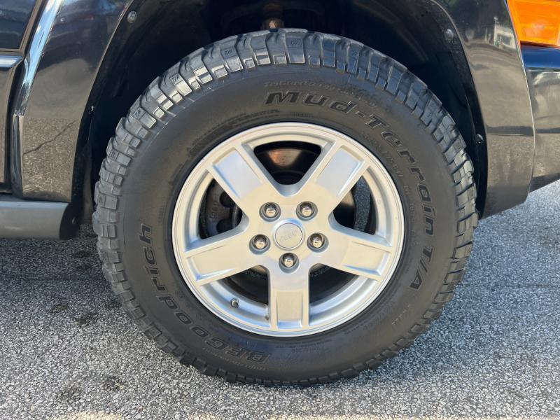 Jeep Commander Sport 4WD 2008