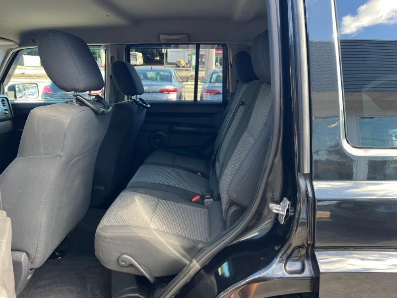 Jeep Commander Sport 4WD 2008
