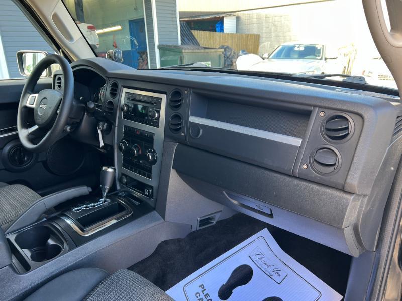 Jeep Commander Sport 4WD 2008