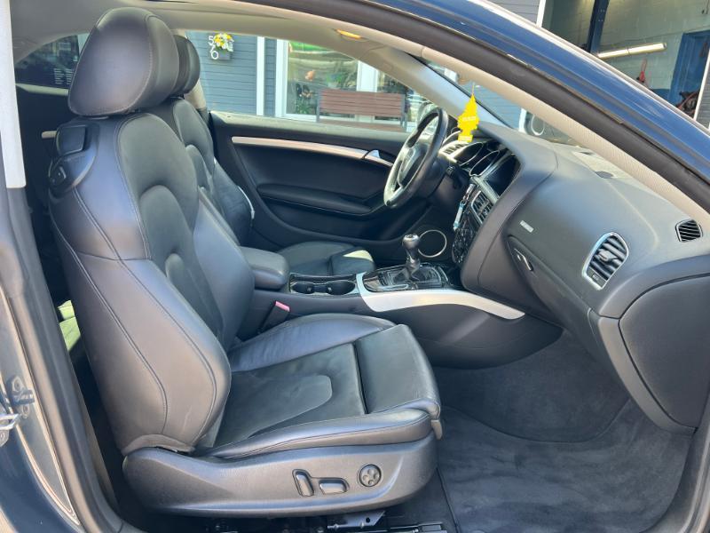 Audi A5 Coupe 2.0T quattro Manual 2011