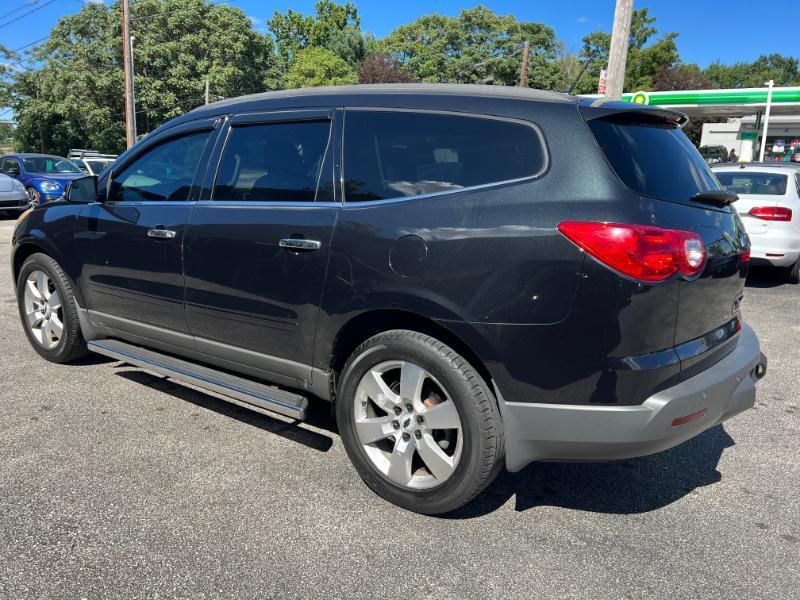 Chevrolet Traverse LT FWD 2011