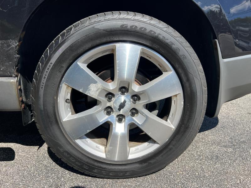 Chevrolet Traverse LT FWD 2011