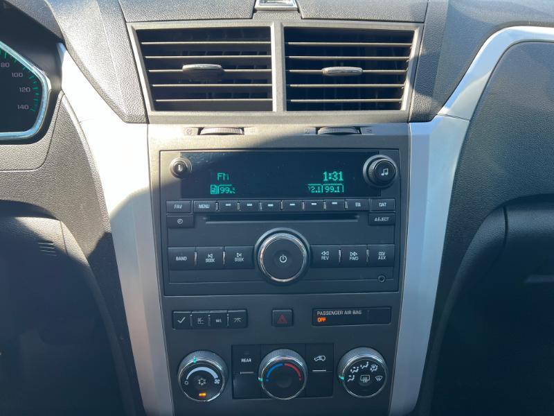 Chevrolet Traverse LT FWD 2011