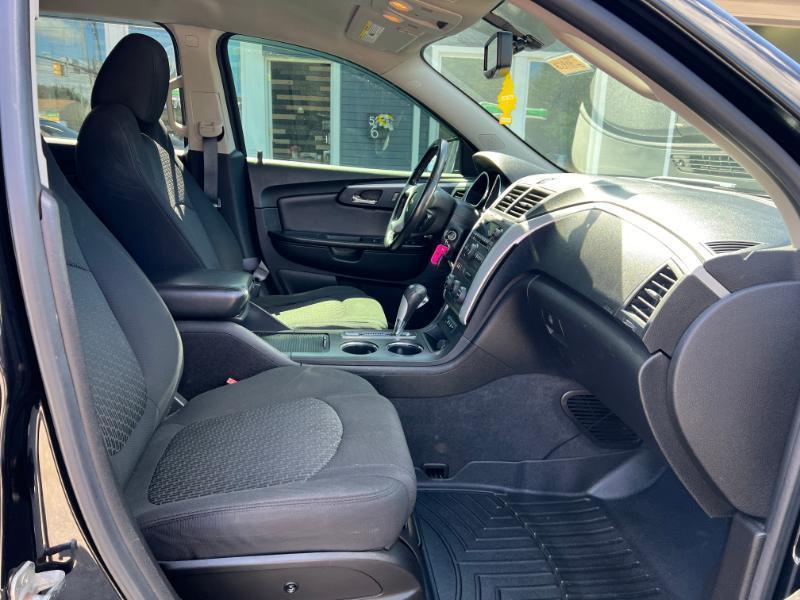 Chevrolet Traverse LT FWD 2011