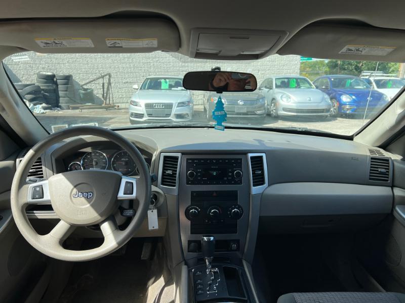 Jeep Grand Cherokee Laredo 4WD 2008