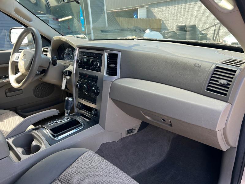 Jeep Grand Cherokee Laredo 4WD 2008