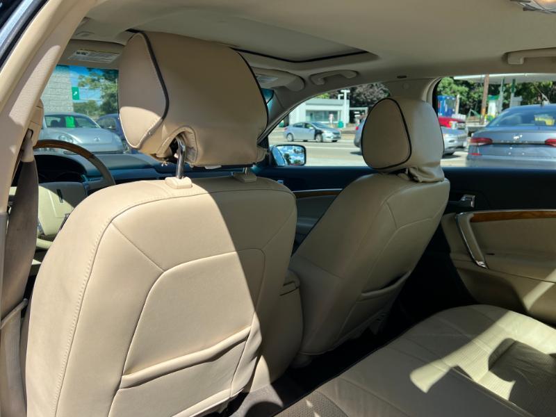 Lincoln MKZ FWD 2012